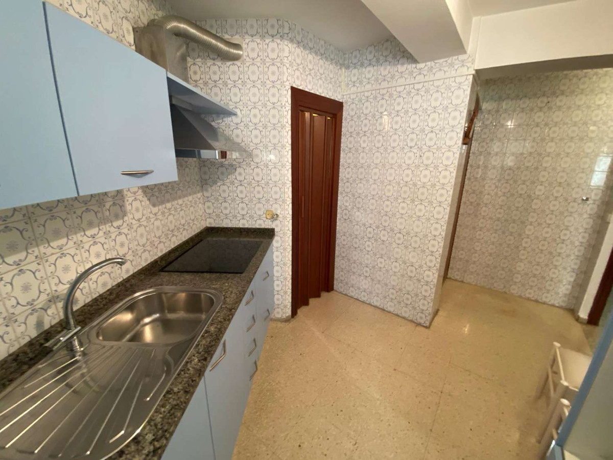 4 Bed Apartment for sale in Málaga Costa Del Sol, Málaga, Spain