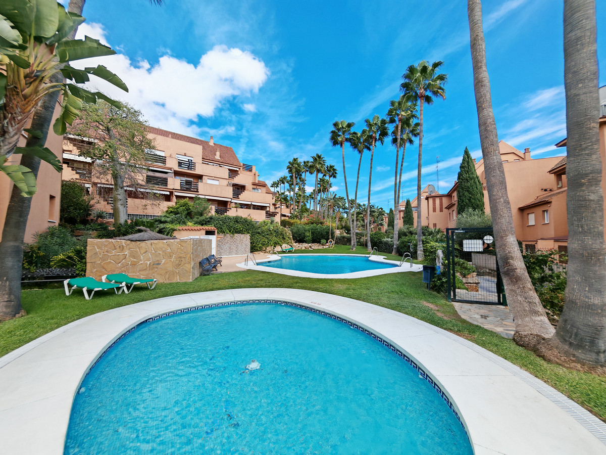 Se vende Dúplex de 3 dormitorios en Costa Del Sol, Málaga, España