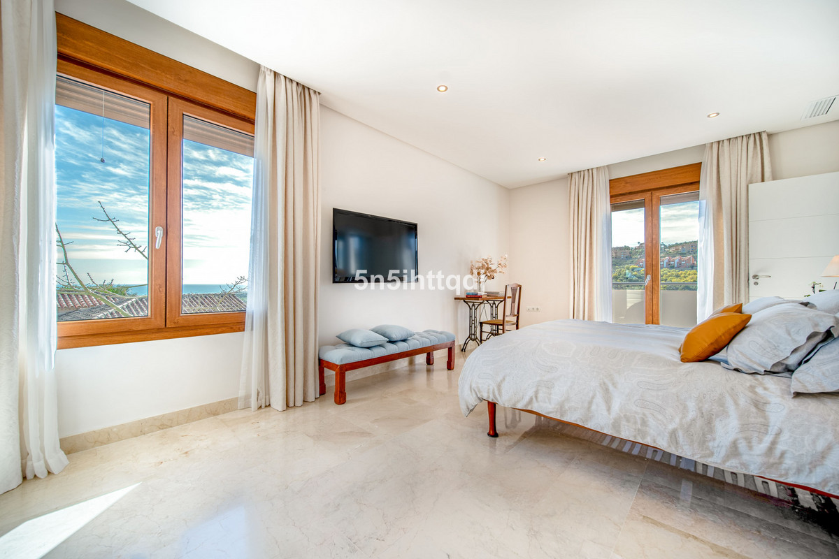 Se vende Villa - Chalet de 5 dormitorios en Costa Del Sol, Málaga, España