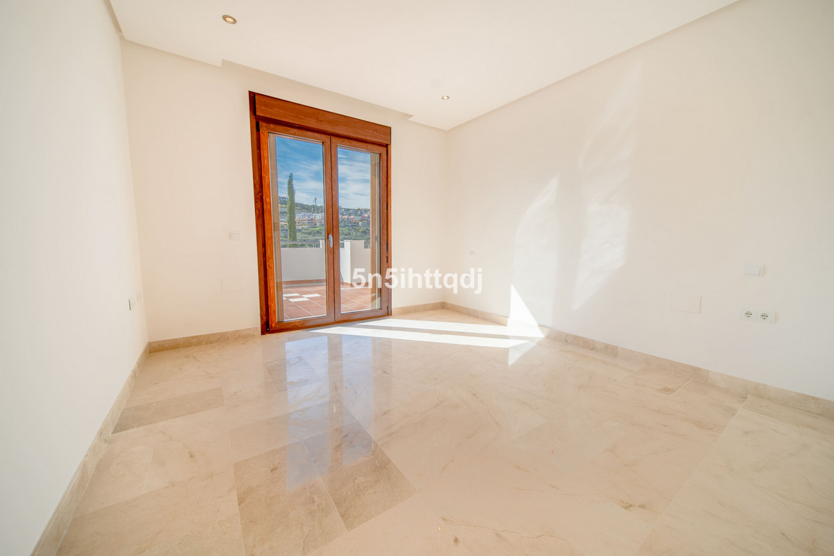 Se vende Villa - Chalet de 5 dormitorios en Costa Del Sol, Málaga, España