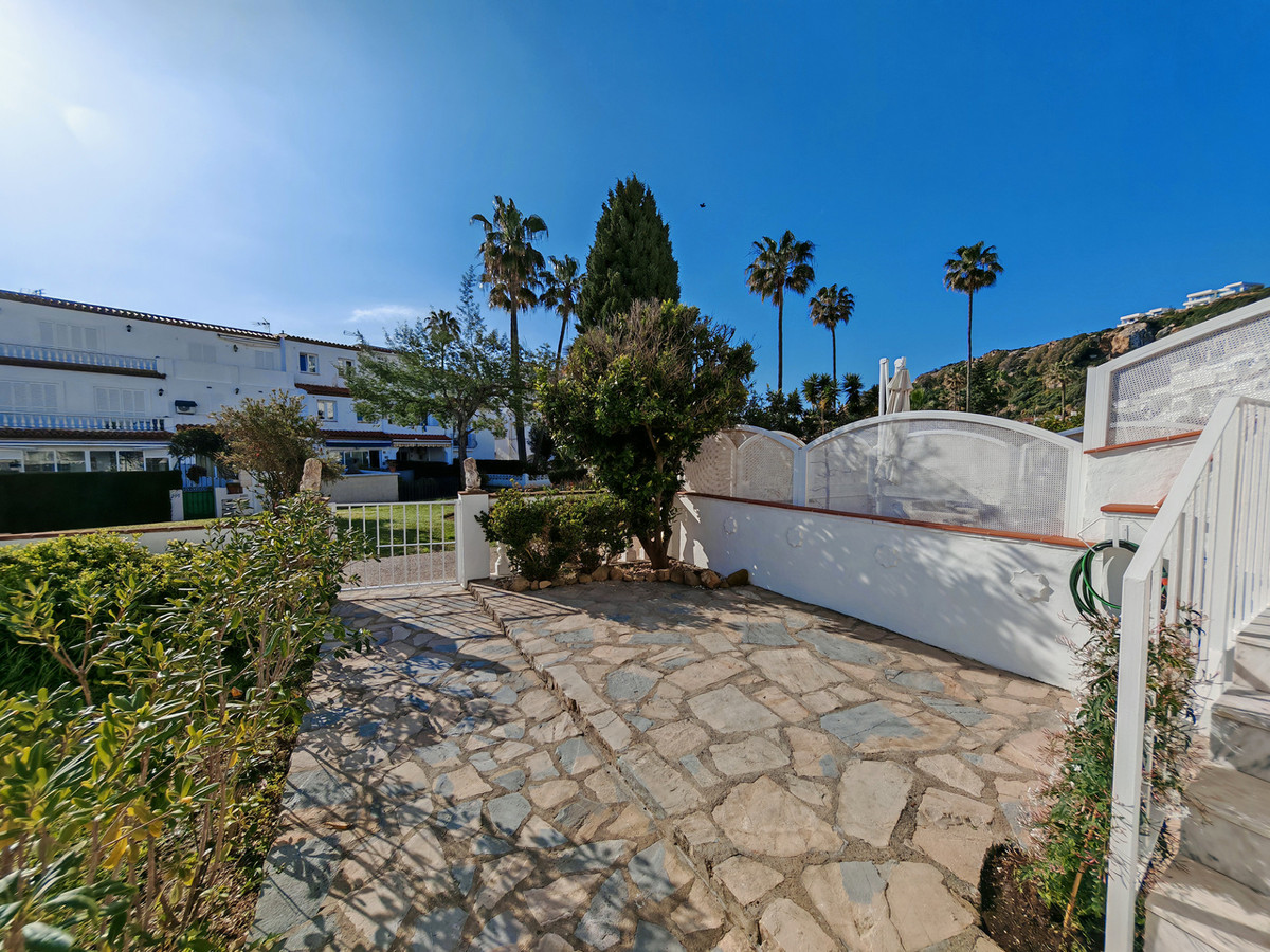 3 Bed Townhouse for sale in Manilva Costa Del Sol, Málaga, Spain