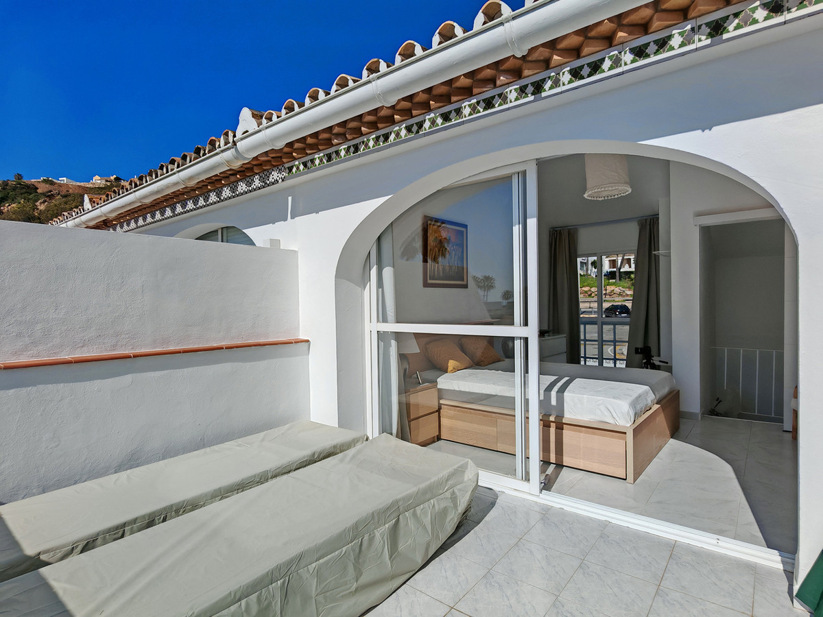 3 Bed Townhouse for sale in Manilva Costa Del Sol, Málaga, Spain