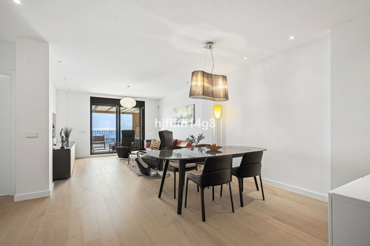 2 Bed Apartment for sale in Benahavís Costa Del Sol, Málaga, Spain