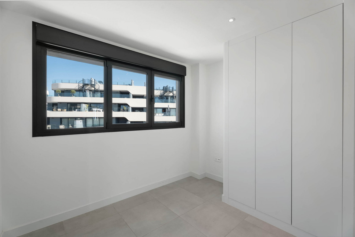 3 Bed Apartment for sale in Estepona Costa Del Sol, Málaga, Spain