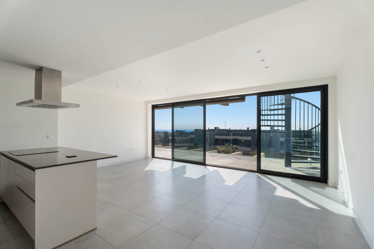 3 Bed Apartment for sale in Estepona Costa Del Sol, Málaga, Spain