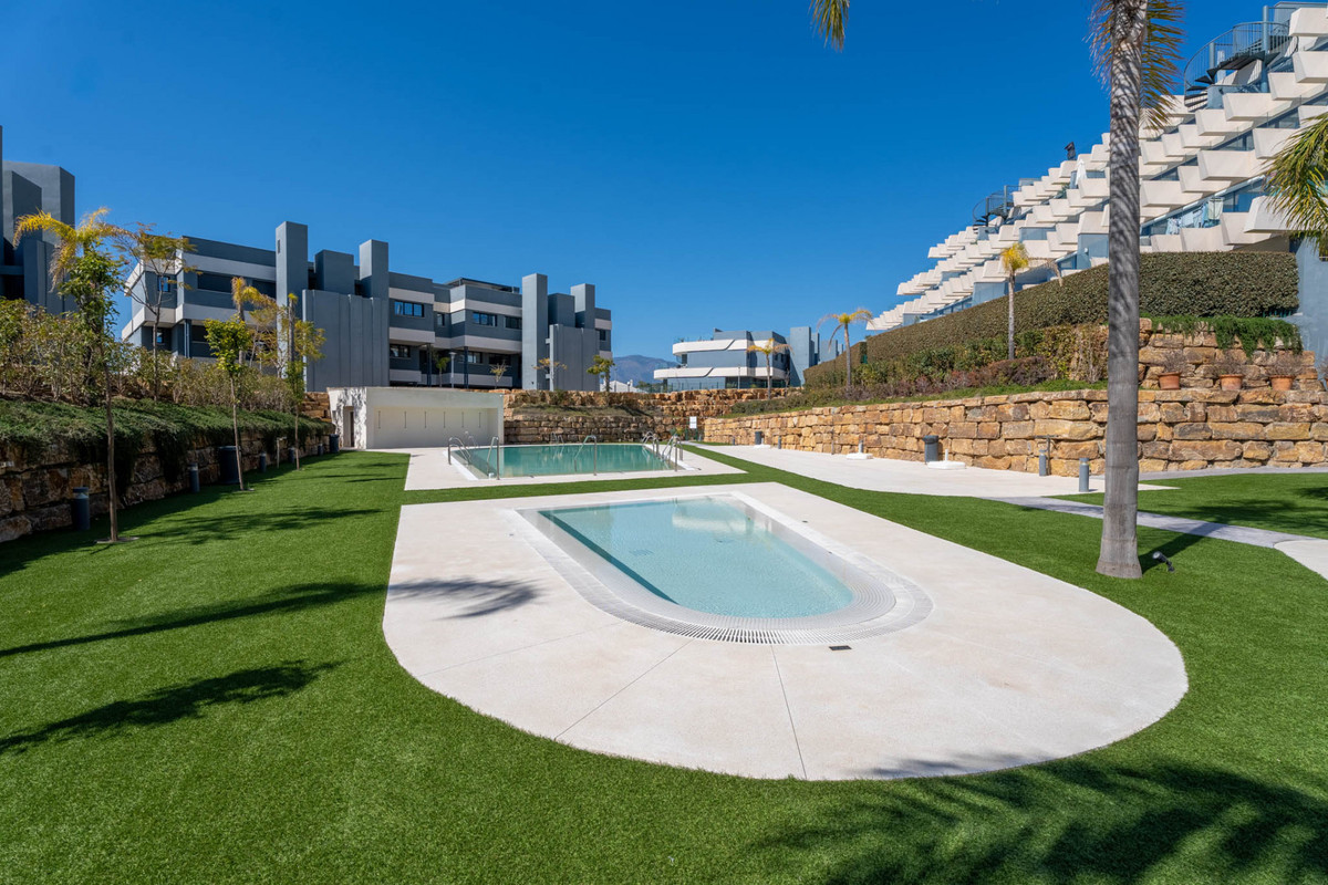 3 Bed Apartment for sale in Estepona Costa Del Sol, Málaga, Spain