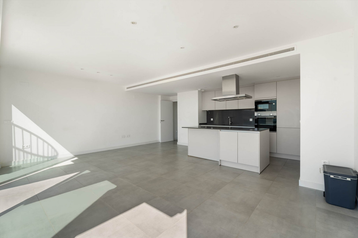 3 Bed Apartment for sale in Estepona Costa Del Sol, Málaga, Spain
