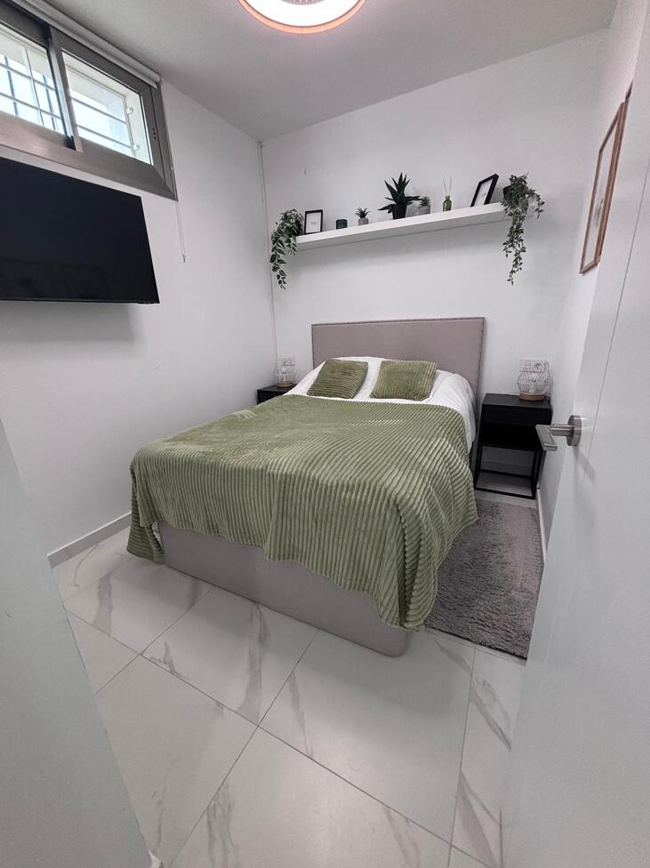 Se vende Villa - Chalet de 5 dormitorios en Costa Blanca, Alicante, España