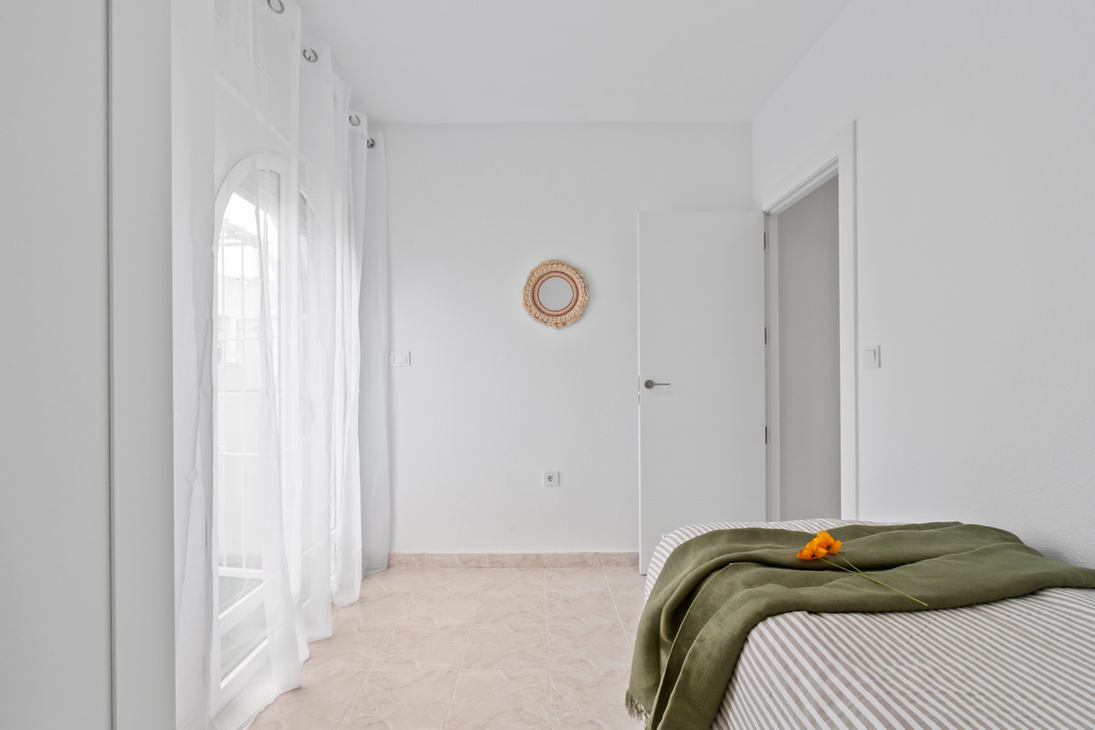 2 Bed Townhouse for sale in Playa Flamenca Costa Blanca, Alicante, Spain