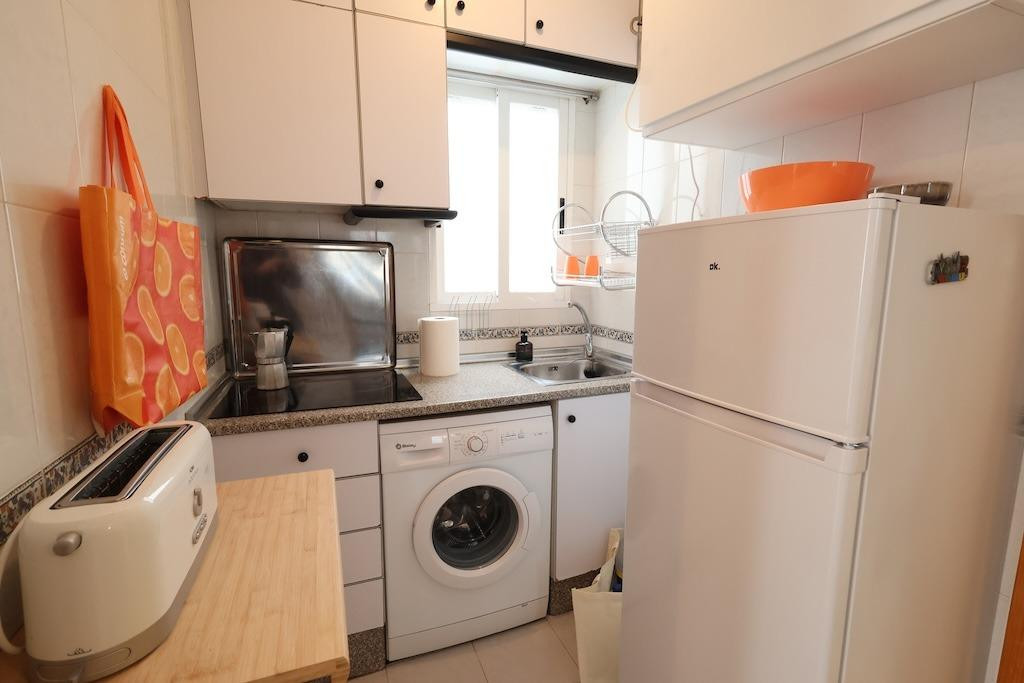 Se vende Apartamento Planta Media de 1 dormitorios en Costa Blanca, Alicante, España