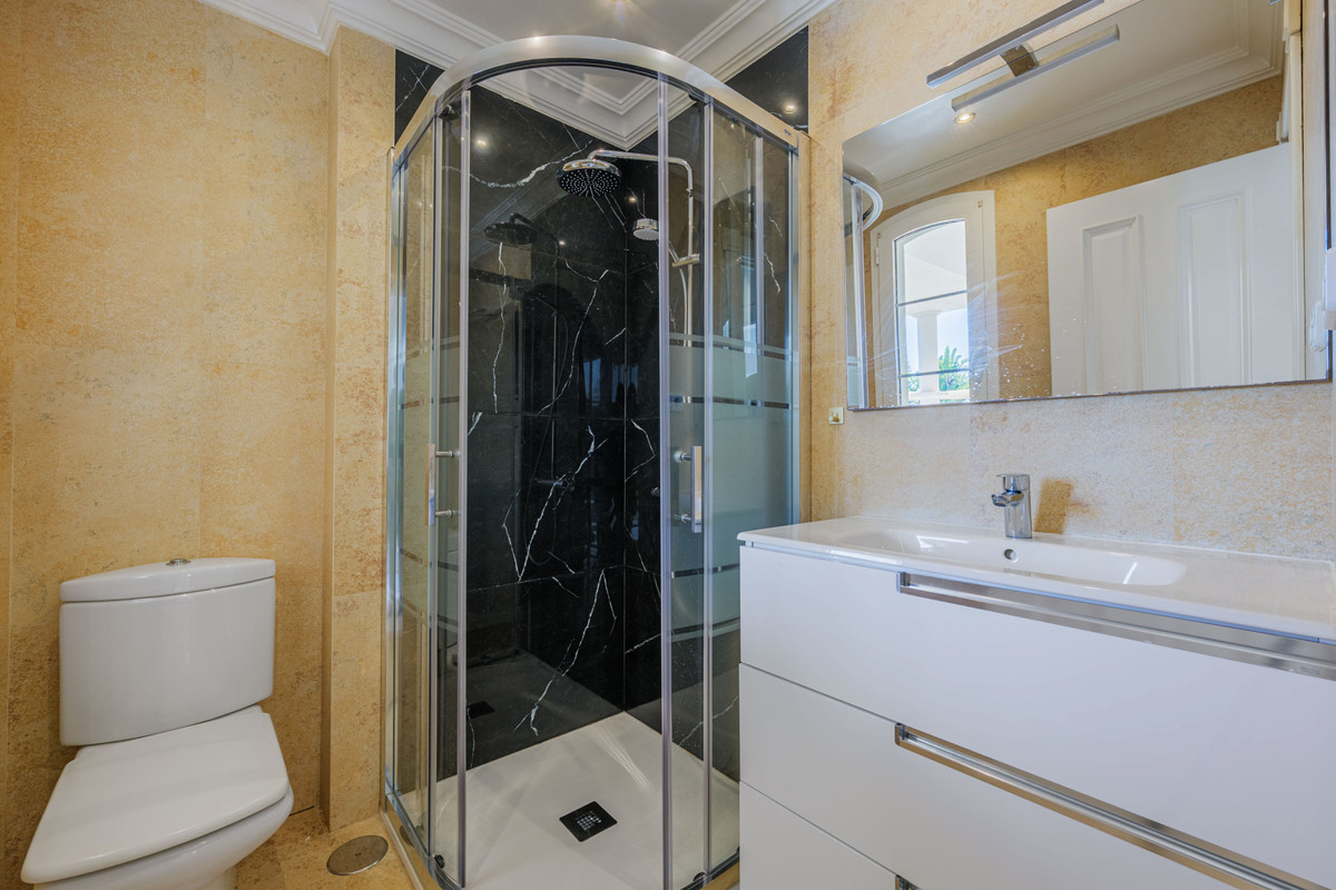 8 Bed Townhouse for sale in Puerto De La Torre Costa Del Sol, Málaga, Spain