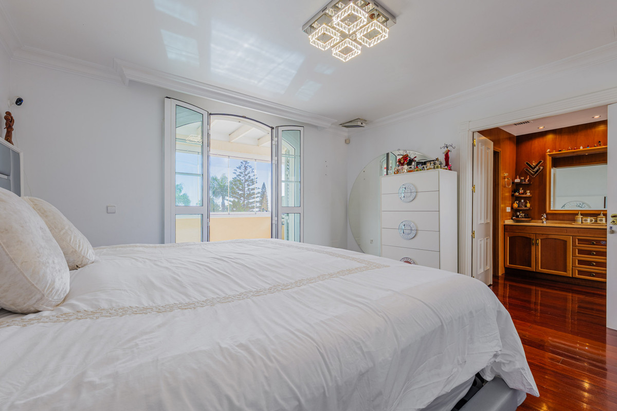 8 Bed Townhouse for sale in Puerto De La Torre Costa Del Sol, Málaga, Spain