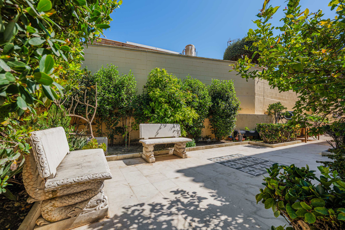 8 Bed Townhouse for sale in Puerto De La Torre Costa Del Sol, Málaga, Spain
