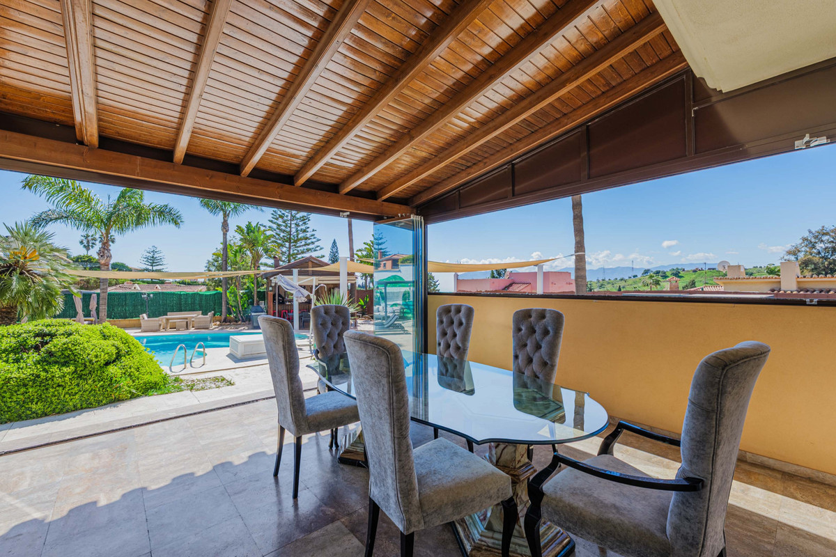 8 Bed Townhouse for sale in Puerto De La Torre Costa Del Sol, Málaga, Spain