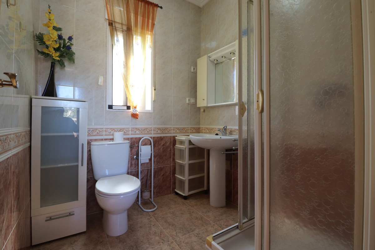 Se vende Villa - Chalet de 2 dormitorios en Costa Blanca, Alicante, España