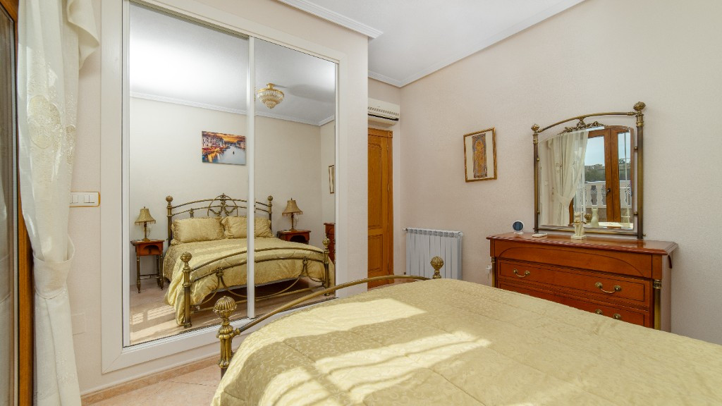 2 Bed Townhouse for sale in Los Altos Costa Blanca, Alicante, Spain