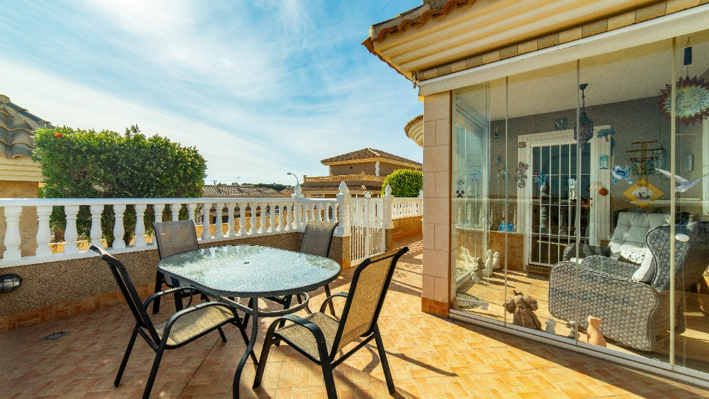 2 Bed Townhouse for sale in Los Altos Costa Blanca, Alicante, Spain