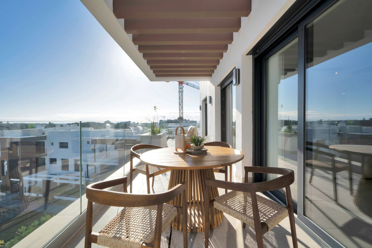 3 Bed Apartment for sale in Estepona Costa Del Sol, Málaga, Spain