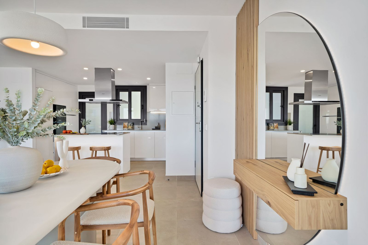 3 Bed Apartment for sale in Estepona Costa Del Sol, Málaga, Spain