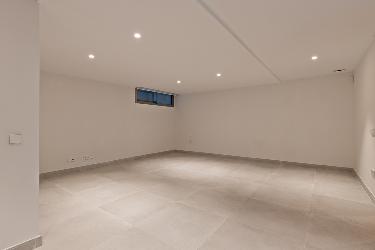 Se vende Pareada de 4 dormitorios en Costa Del Sol, Málaga, España