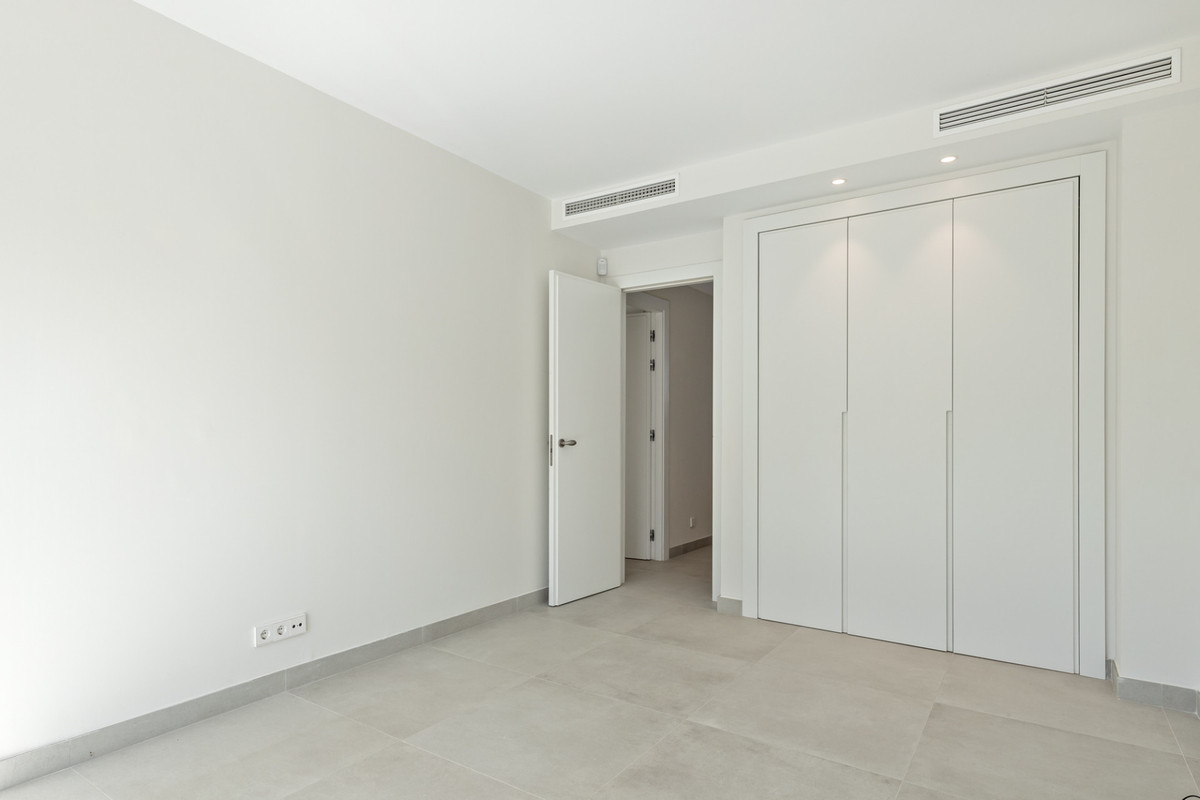 Se vende Pareada de 4 dormitorios en Costa Del Sol, Málaga, España