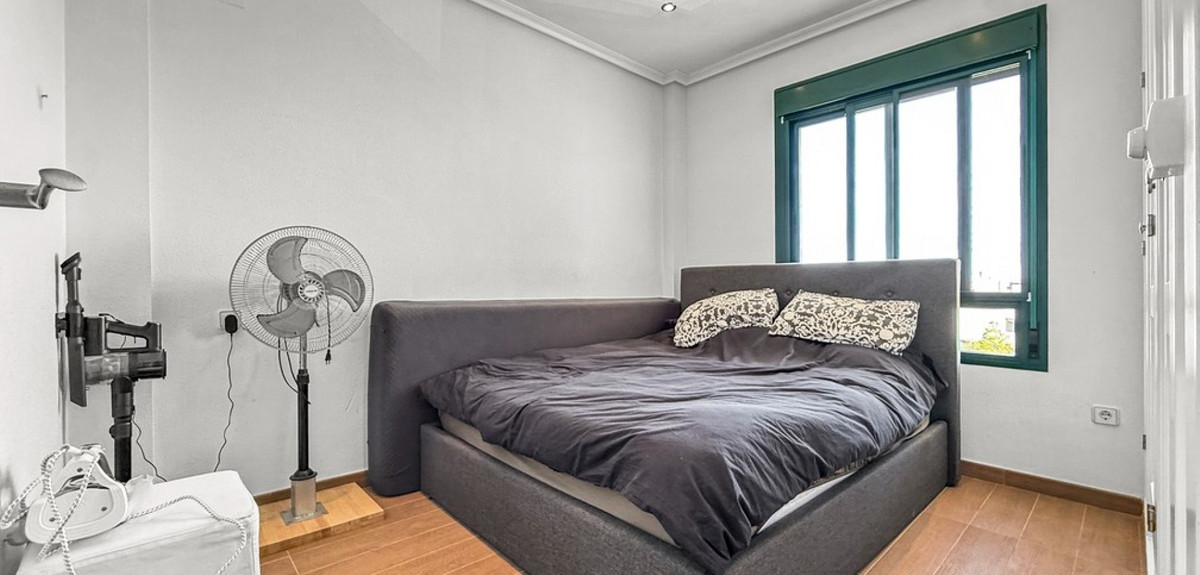 2 Bed Apartment for sale in Lomas De Campoamor Costa Blanca, Alicante, Spain