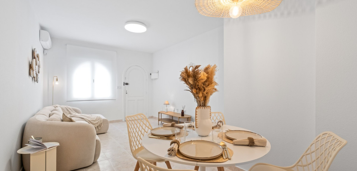 2 Bed Townhouse for sale in La Florida Costa Blanca, Alicante, Spain
