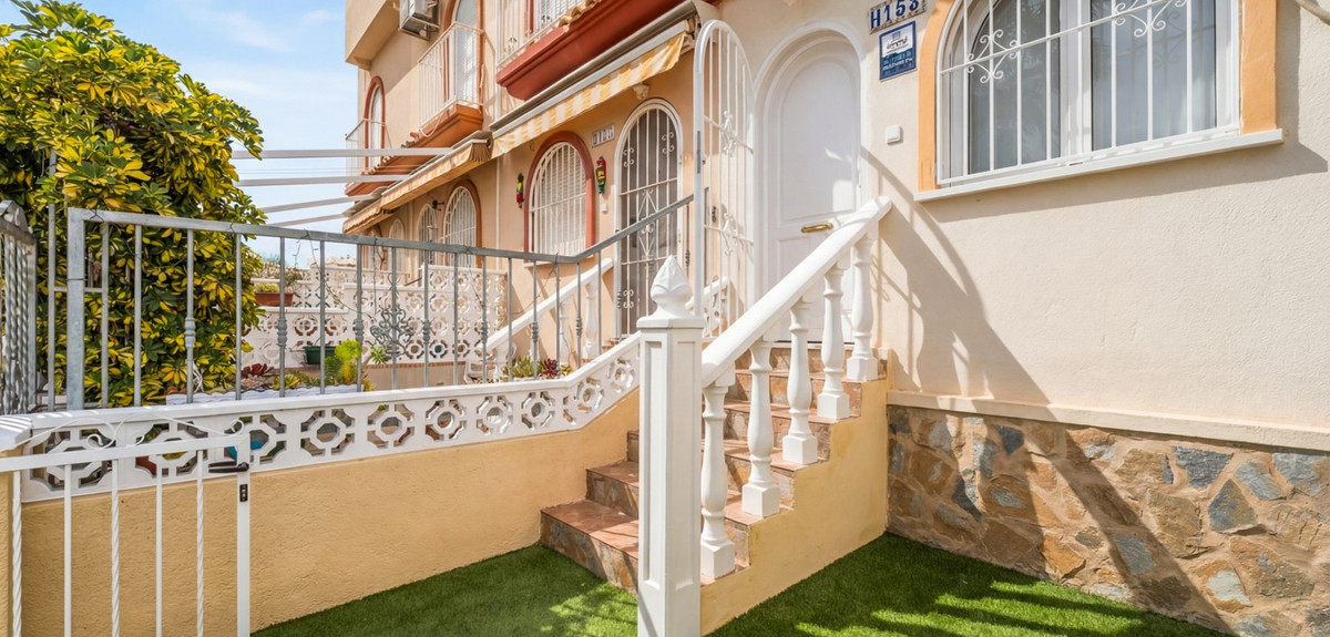 2 Bed Townhouse for sale in La Florida Costa Blanca, Alicante, Spain