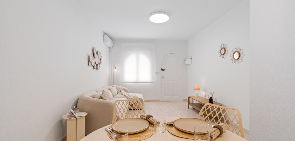 2 Bed Townhouse for sale in La Florida Costa Blanca, Alicante, Spain