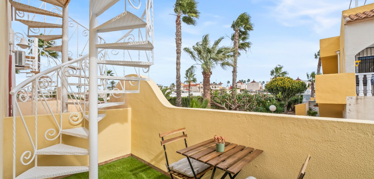 2 Bed Townhouse for sale in La Florida Costa Blanca, Alicante, Spain