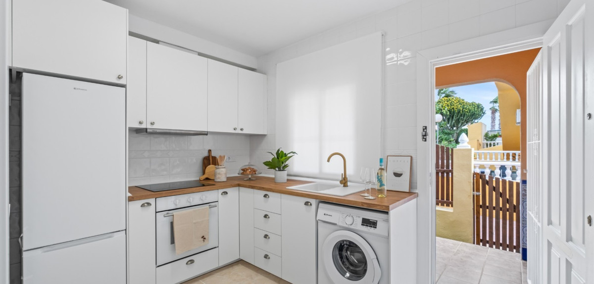 2 Bed Townhouse for sale in La Florida Costa Blanca, Alicante, Spain