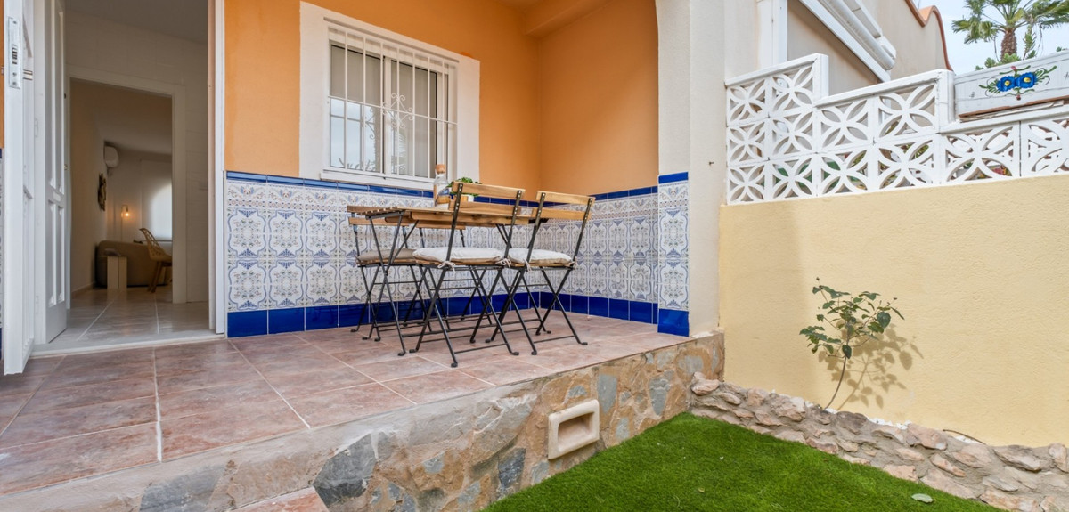 2 Bed Townhouse for sale in La Florida Costa Blanca, Alicante, Spain