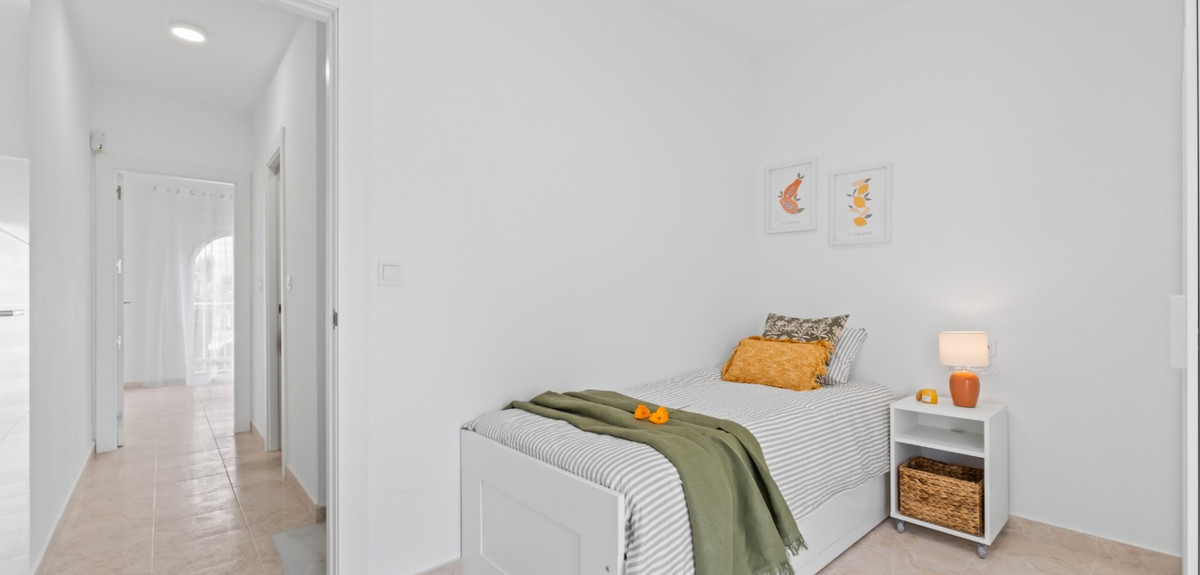 2 Bed Townhouse for sale in La Florida Costa Blanca, Alicante, Spain