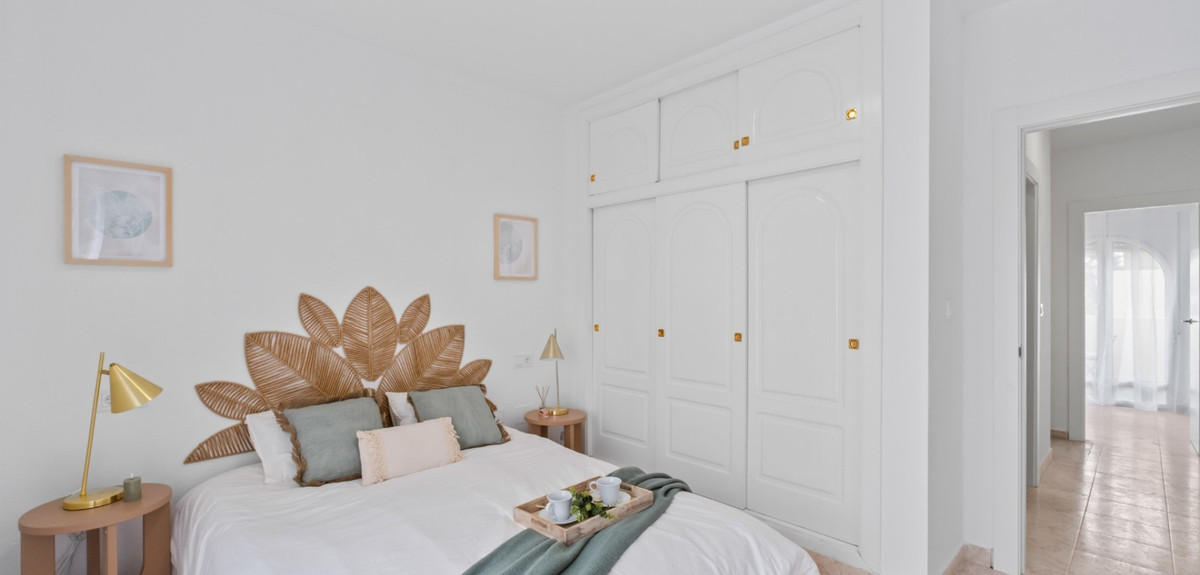 2 Bed Townhouse for sale in La Florida Costa Blanca, Alicante, Spain