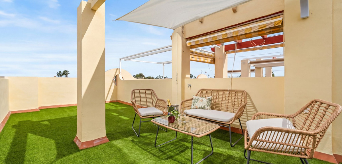 2 Bed Townhouse for sale in La Florida Costa Blanca, Alicante, Spain