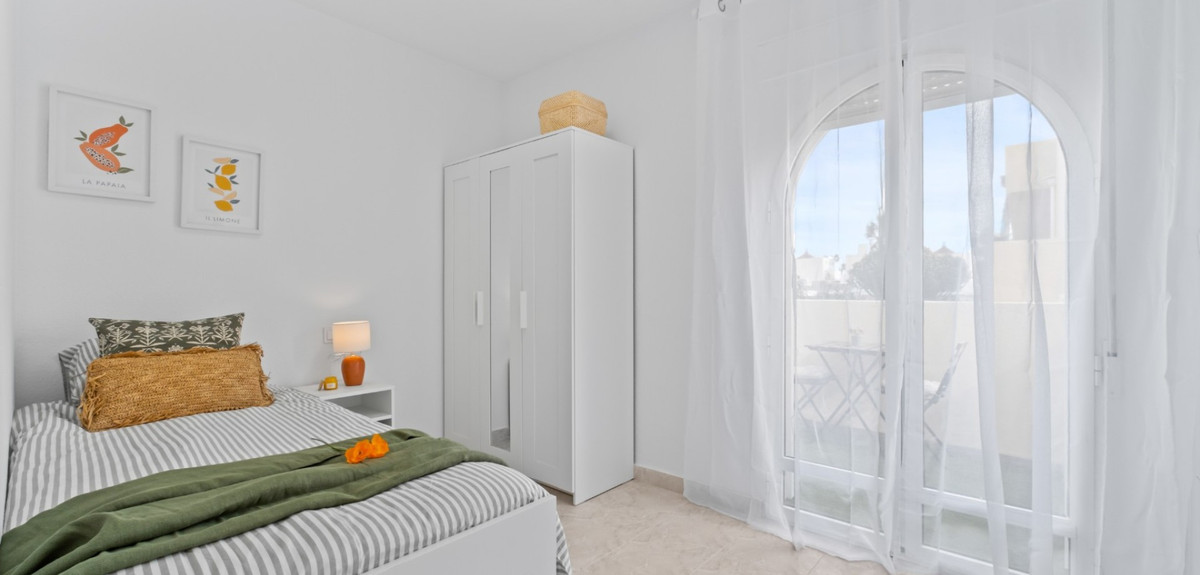 2 Bed Townhouse for sale in La Florida Costa Blanca, Alicante, Spain