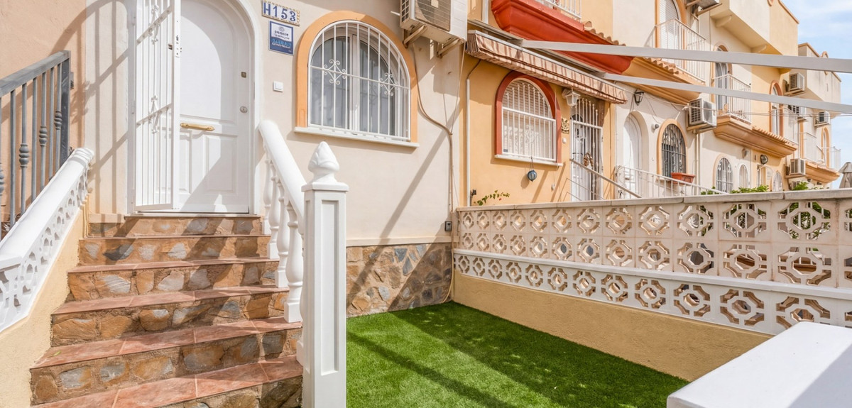 2 Bed Townhouse for sale in La Florida Costa Blanca, Alicante, Spain