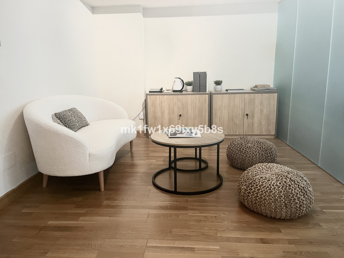 Se vende Oficina  en Costa Del Sol, Málaga, España