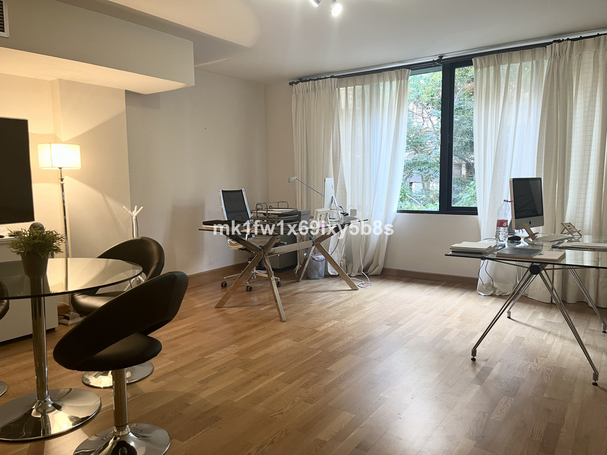 Se vende Oficina  en Costa Del Sol, Málaga, España