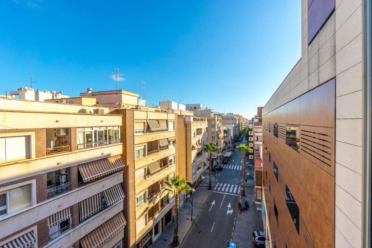 3 Bed Apartment for sale in Torrevieja Costa Blanca, Alicante, Spain