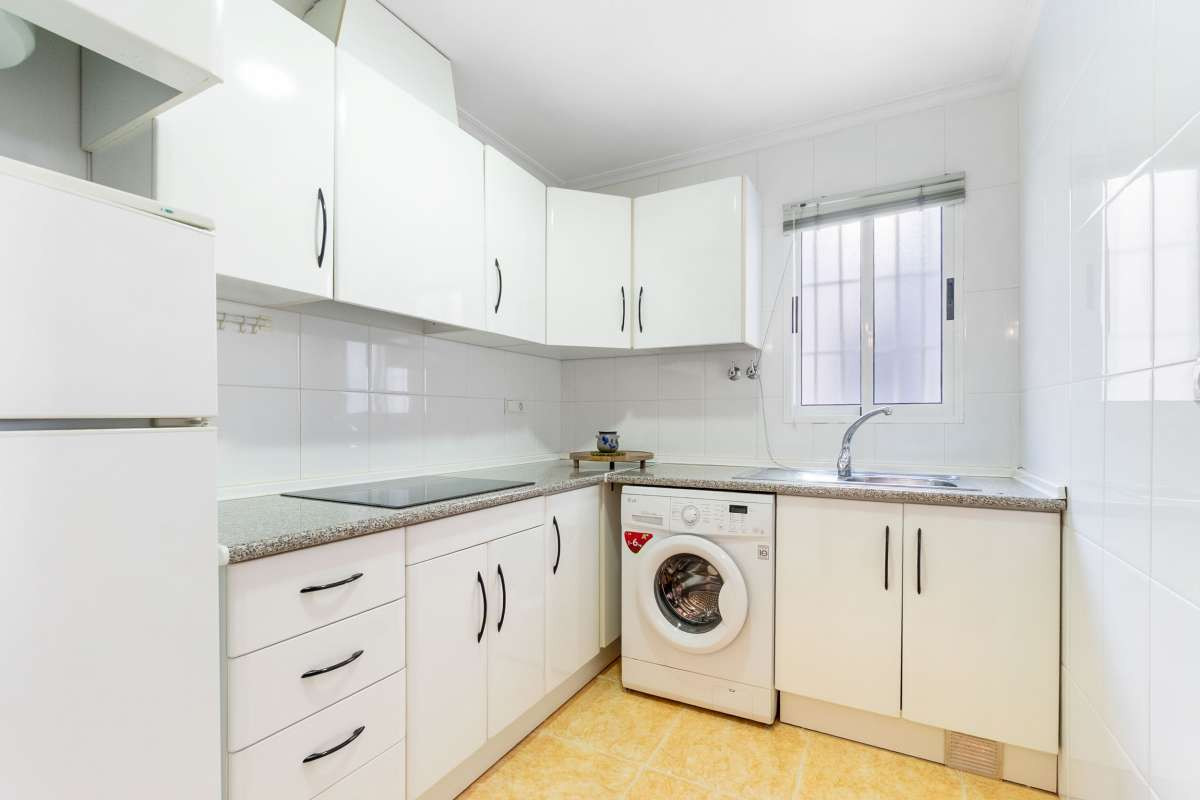 3 Bed Apartment for sale in Torrevieja Costa Blanca, Alicante, Spain