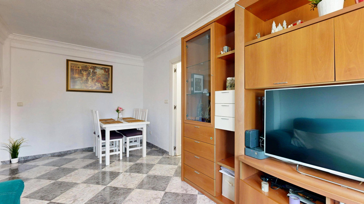 Se vende Apartamento Planta Media de 3 dormitorios en Costa Del Sol, Málaga, España