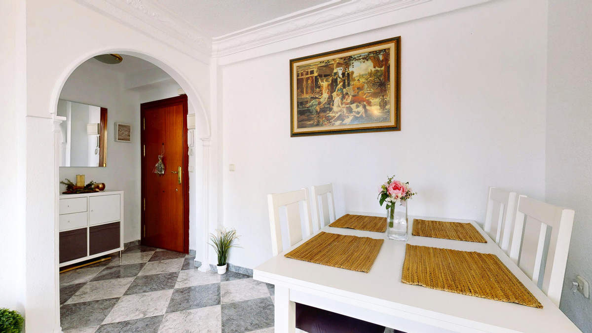 Se vende Apartamento Planta Media de 3 dormitorios en Costa Del Sol, Málaga, España
