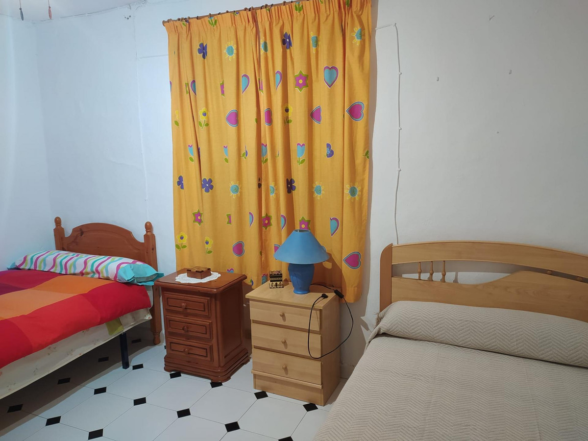 Se vende Villa - Chalet de 5 dormitorios en Costa Del Sol, Málaga, España