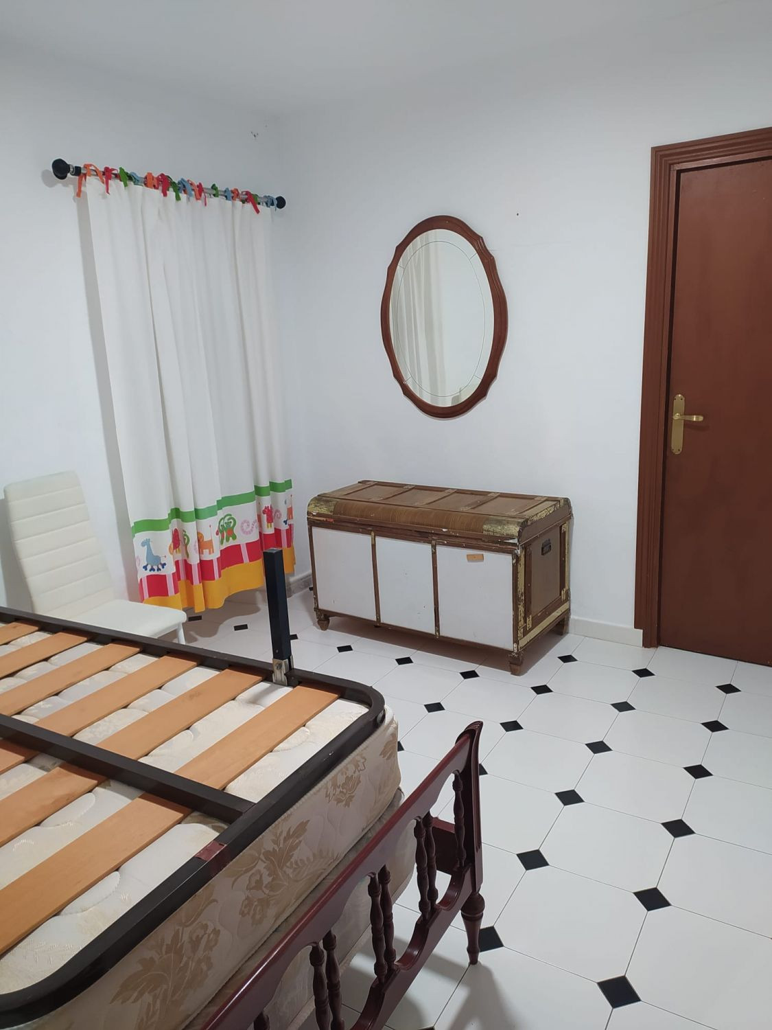 Se vende Villa - Chalet de 5 dormitorios en Costa Del Sol, Málaga, España