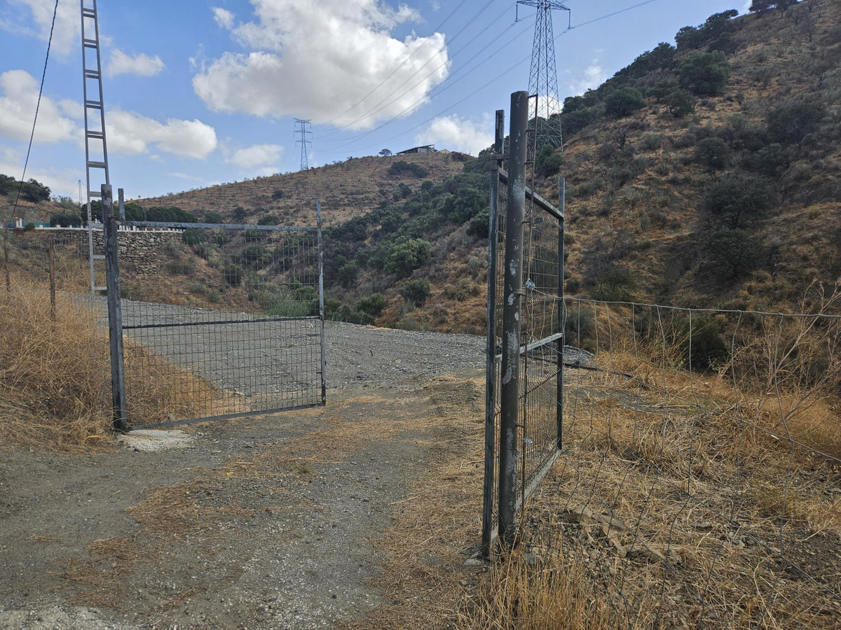 Se vende Terreno Rustico  en Costa Del Sol, Málaga, España