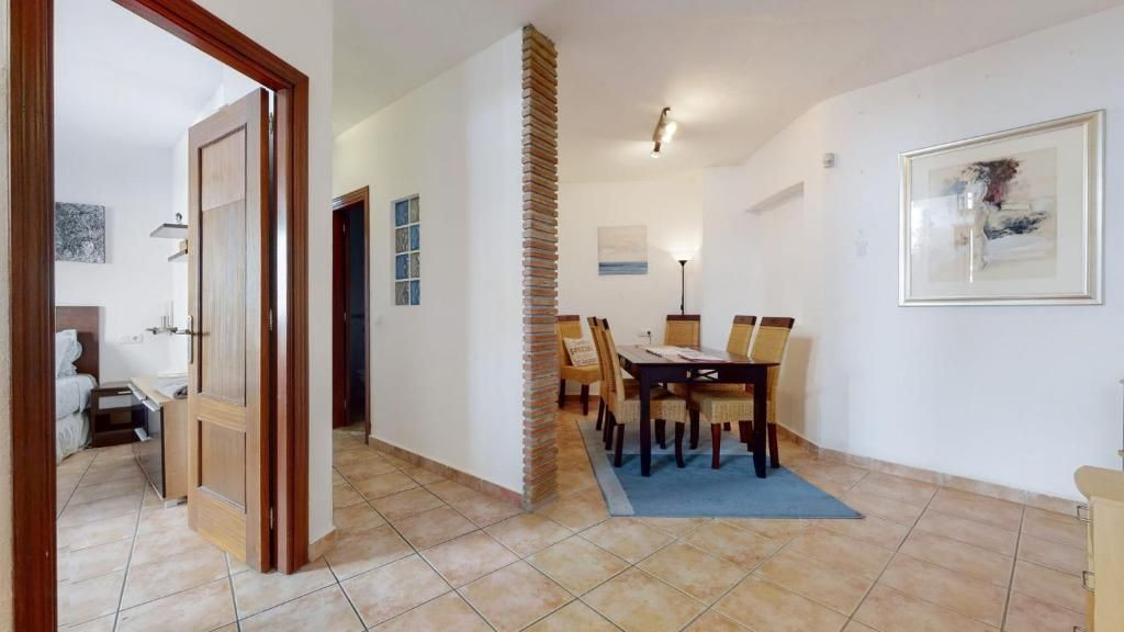 5 Bed Commercial unit for sale in Casarabonela Costa Del Sol, Málaga, Spain