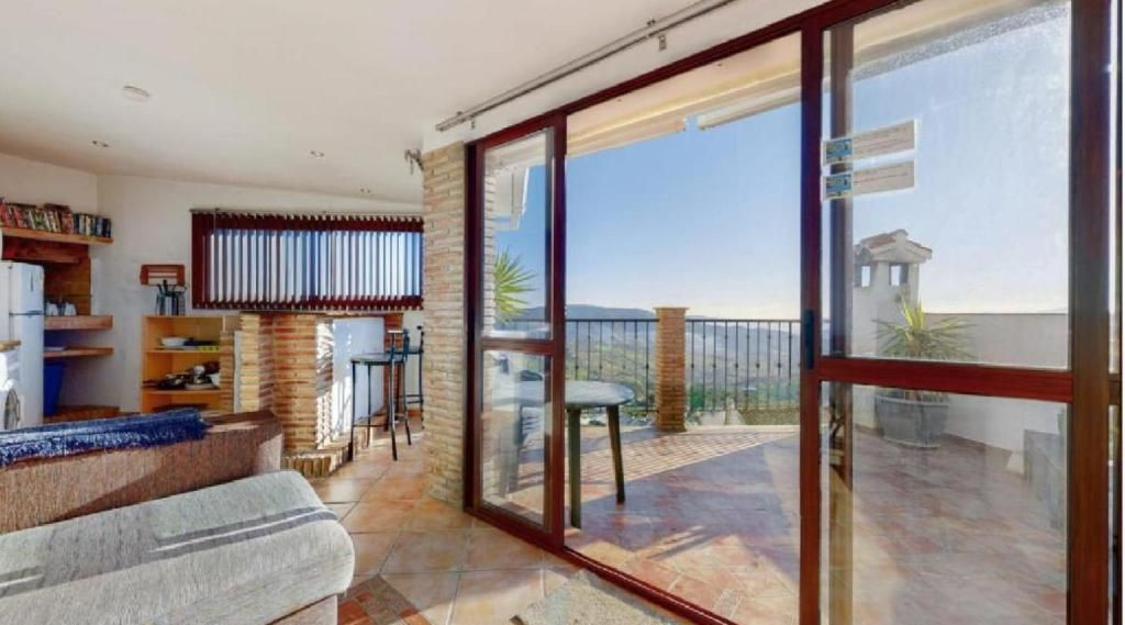 5 Bed Commercial unit for sale in Casarabonela Costa Del Sol, Málaga, Spain