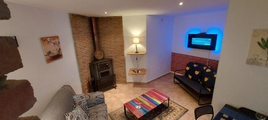 5 Bed Commercial unit for sale in Casarabonela Costa Del Sol, Málaga, Spain