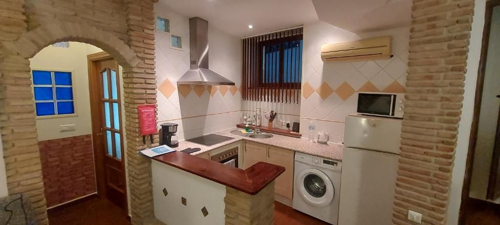 5 Bed Commercial unit for sale in Casarabonela Costa Del Sol, Málaga, Spain